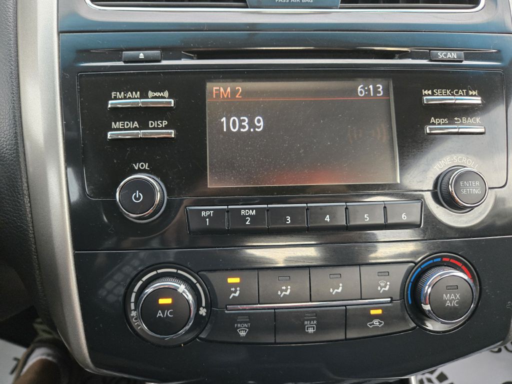 2015 Nissan Altima Image 20