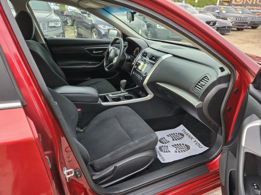 2015 Nissan Altima Image 24