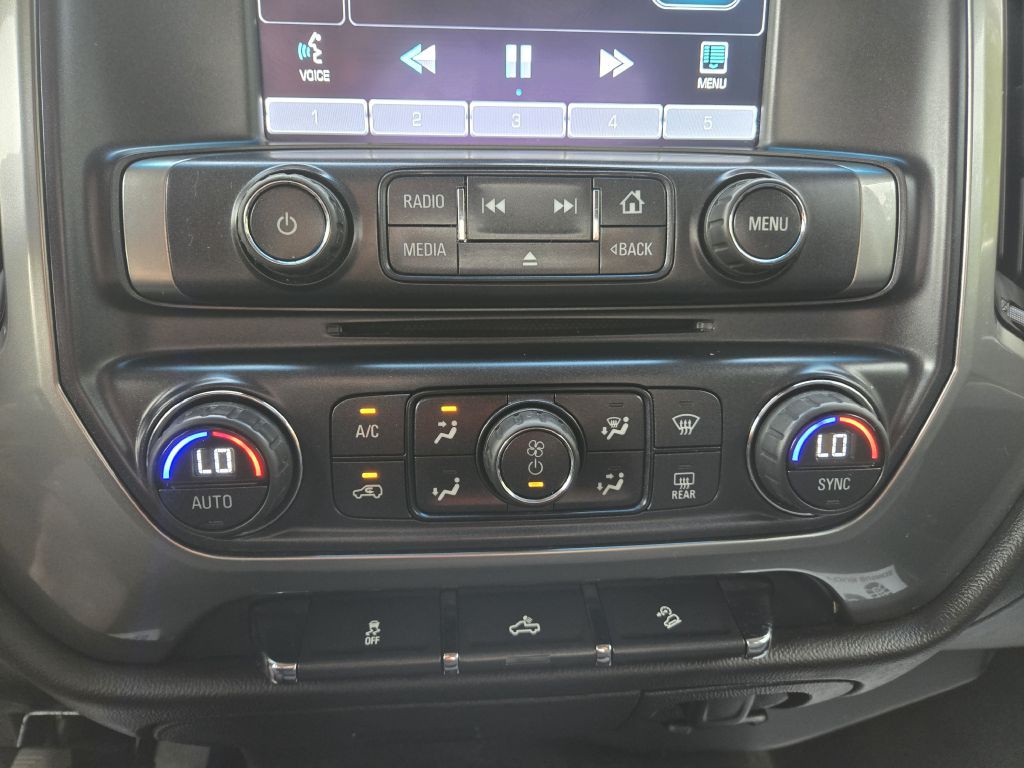 2015 Chevrolet Silverado 1500 Image 21