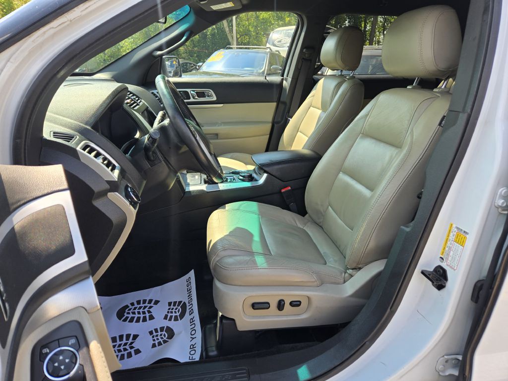 2015 Ford Explorer Image 14