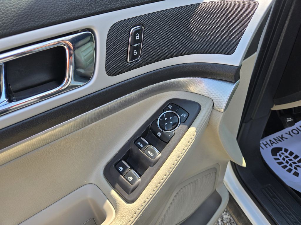 2015 Ford Explorer Image 15