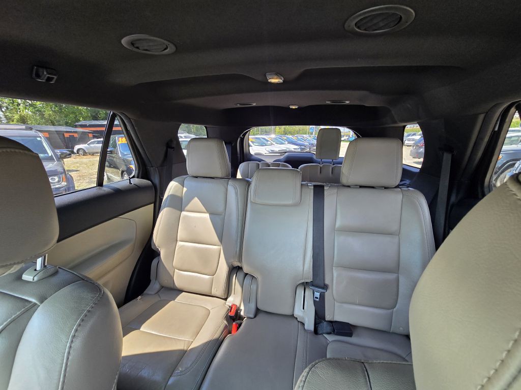 2015 Ford Explorer Image 28