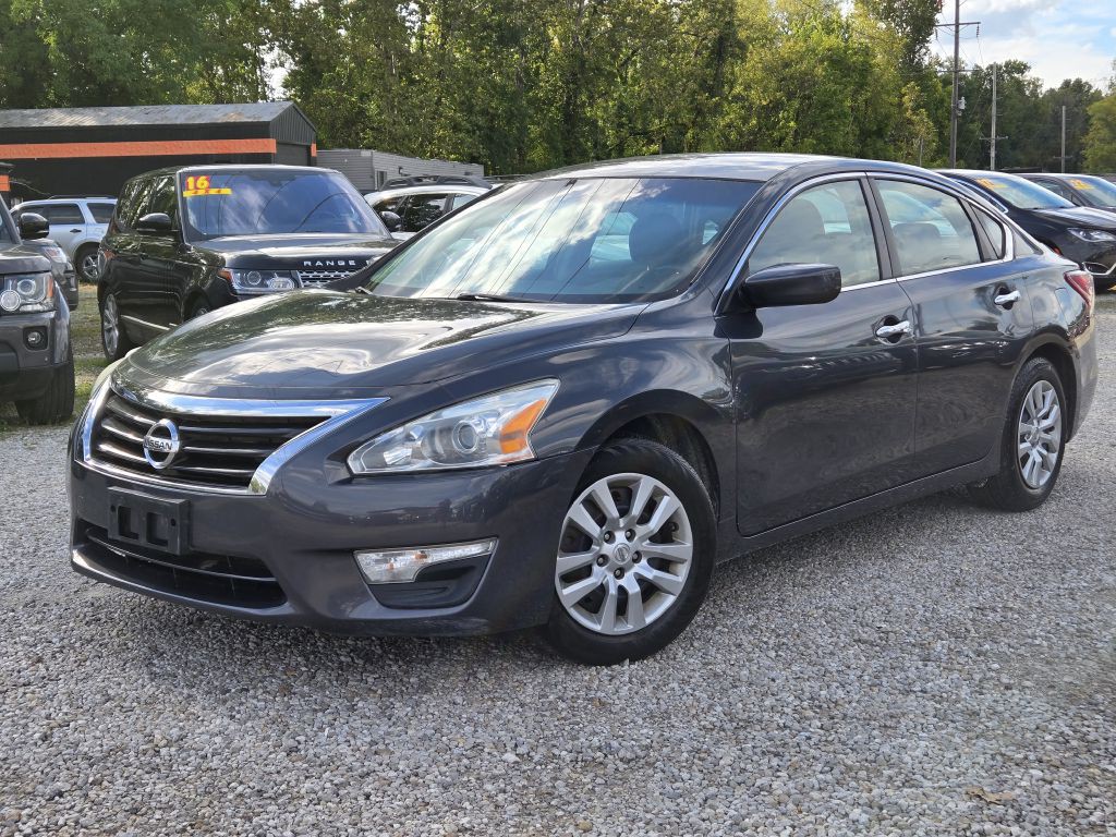 2013 Nissan Altima Image 1