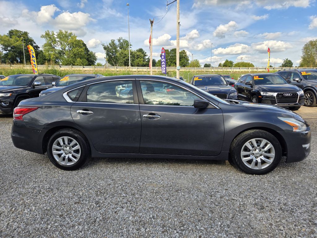 2013 Nissan Altima Image 4
