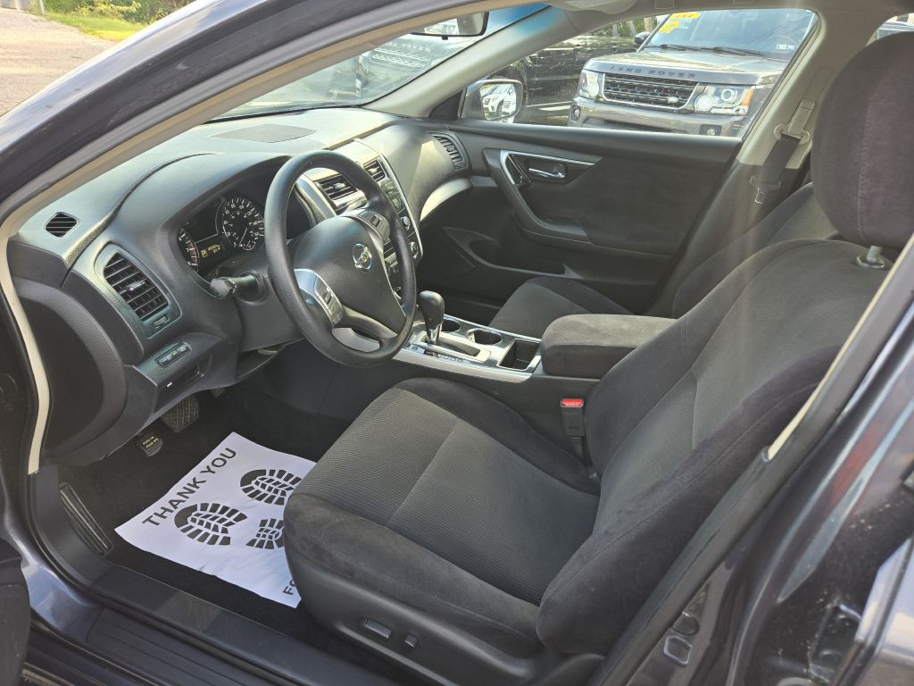 2013 Nissan Altima Image 11