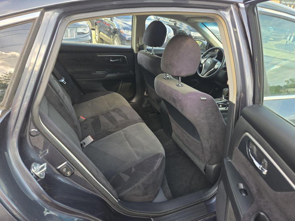 2013 Nissan Altima Image 22