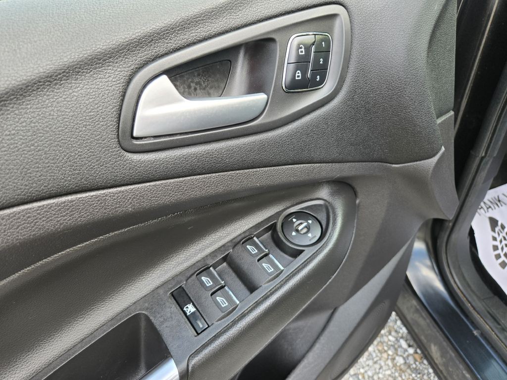 2015 Ford Escape Image 14