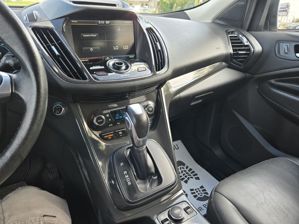 2015 Ford Escape Image 16