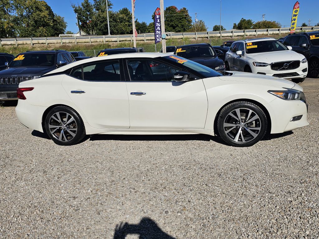 2017 Nissan Maxima Image 6