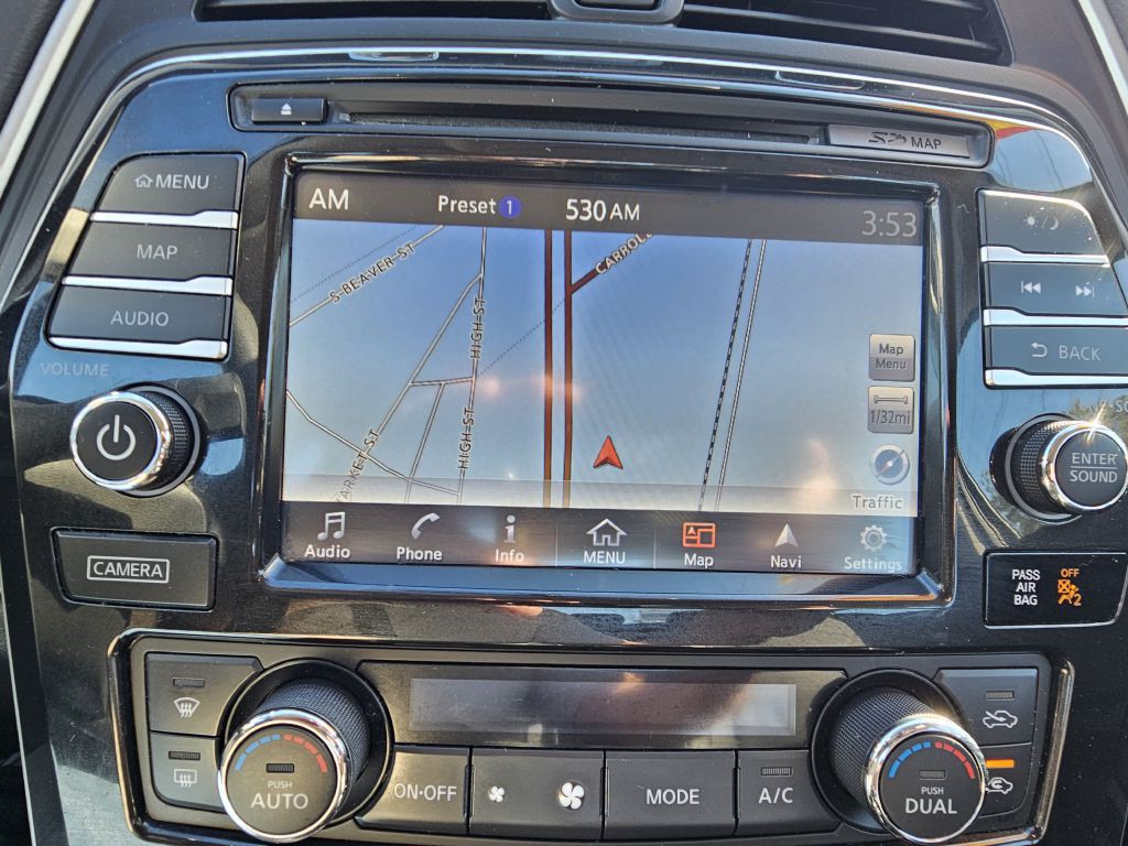 2017 Nissan Maxima Image 31