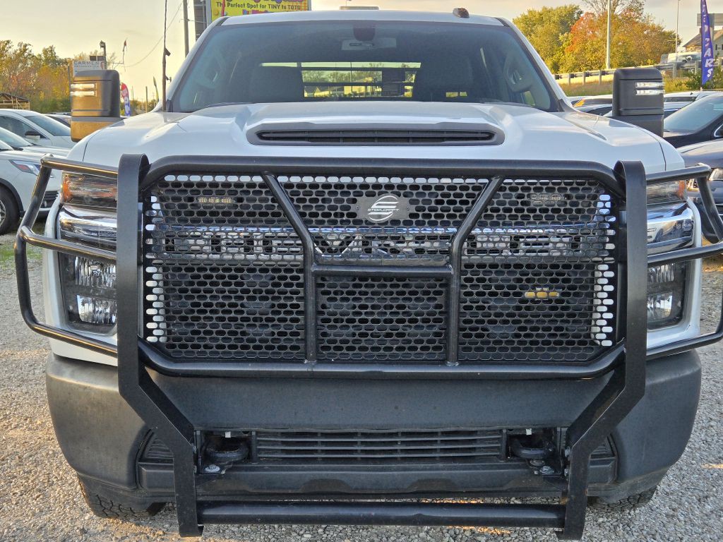 2022 Chevrolet Silverado 1500 Image 2