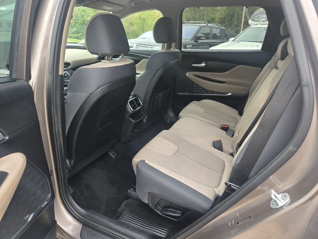 2019 Hyundai Santa Fe Image 28