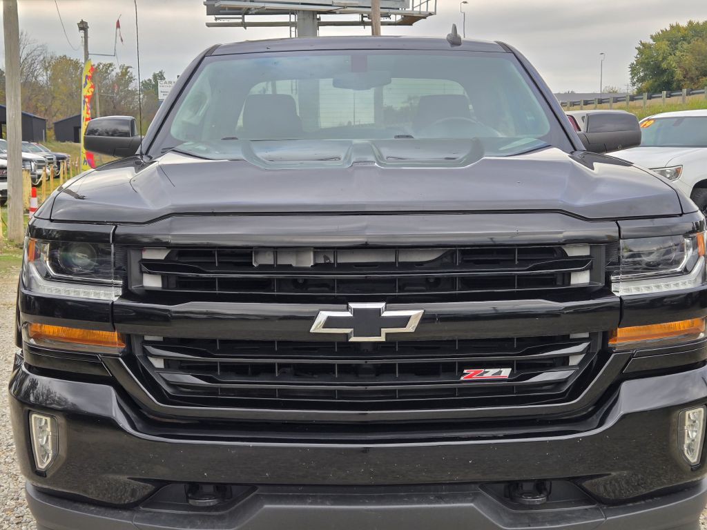 2017 Chevrolet Silverado 1500 Image 2