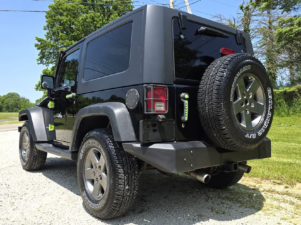 2010 Jeep Wrangler Image 5
