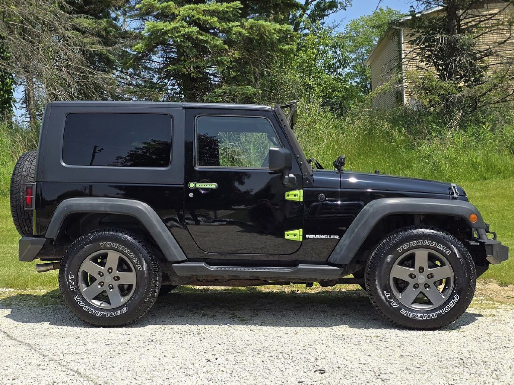 2010 Jeep Wrangler Image 8