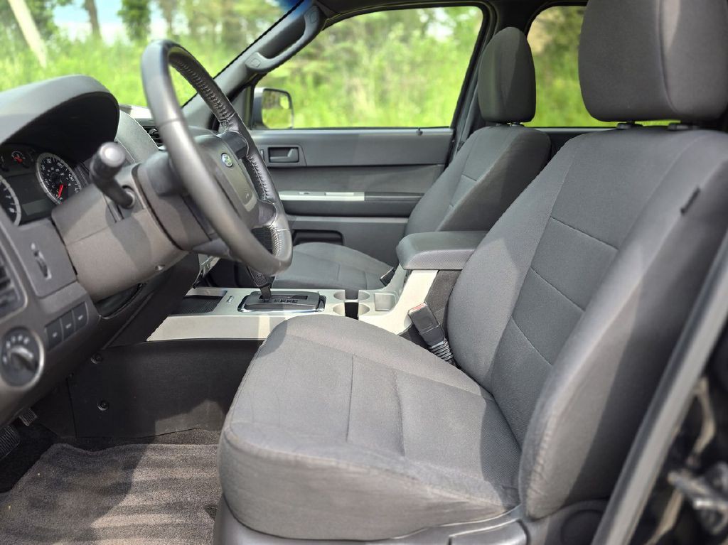 2010 Ford Escape Image 13