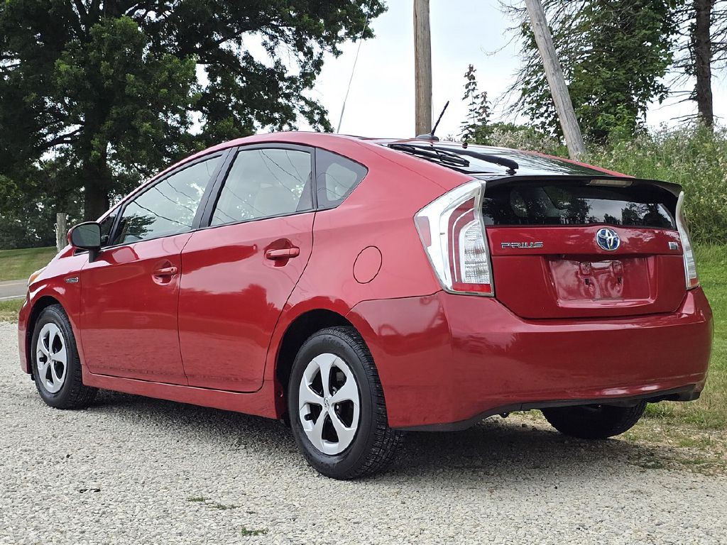 2013 Toyota Prius Image 4