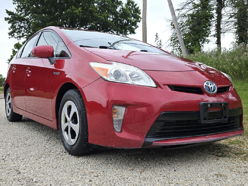 2013 Toyota Prius Image 11