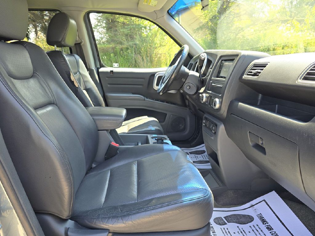 2006 Honda Ridgeline Image 17