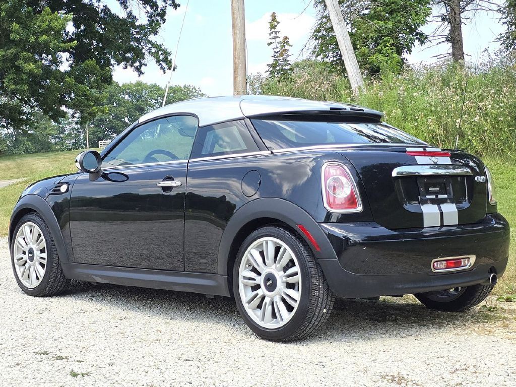 2012 MINI Cooper Image 4