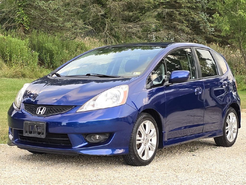 2010 Honda Fit Image 2