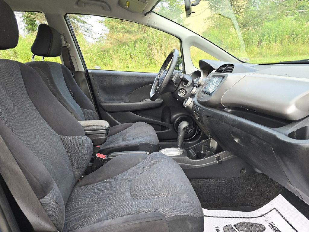 2010 Honda Fit Image 16