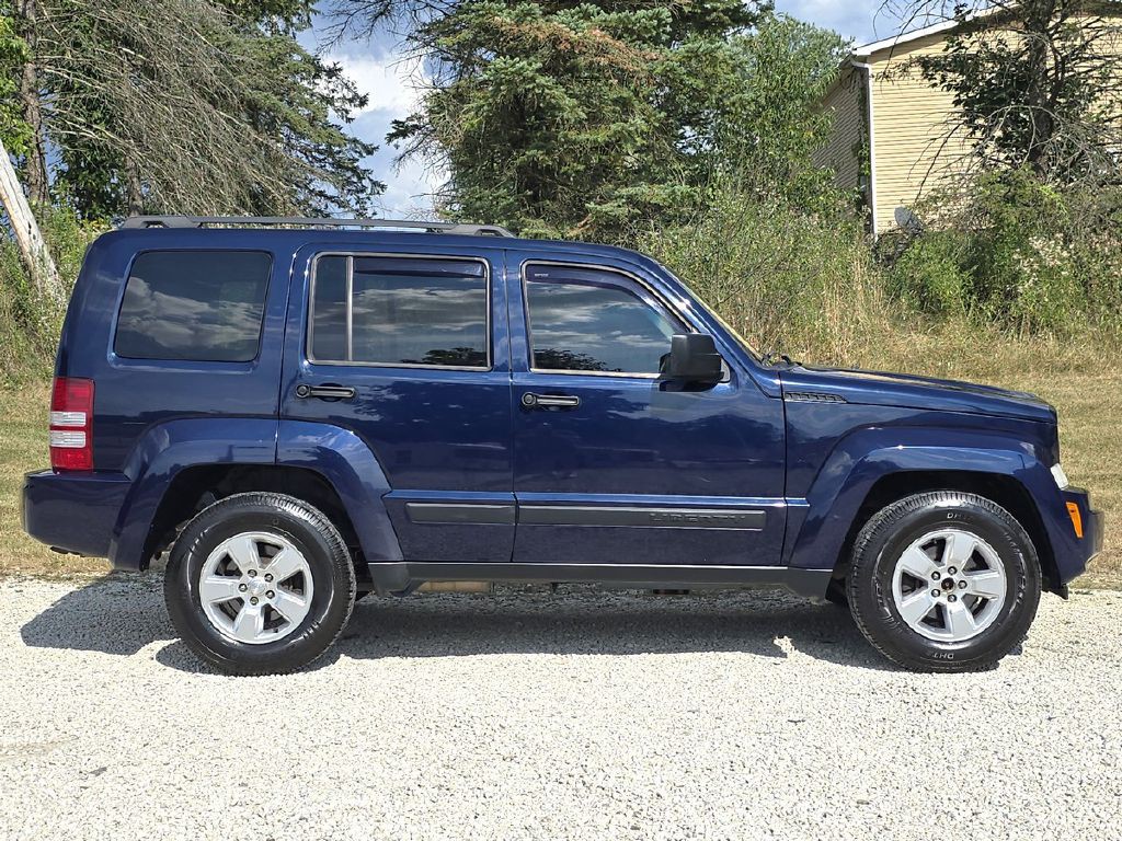 2012 Jeep Liberty Image 8