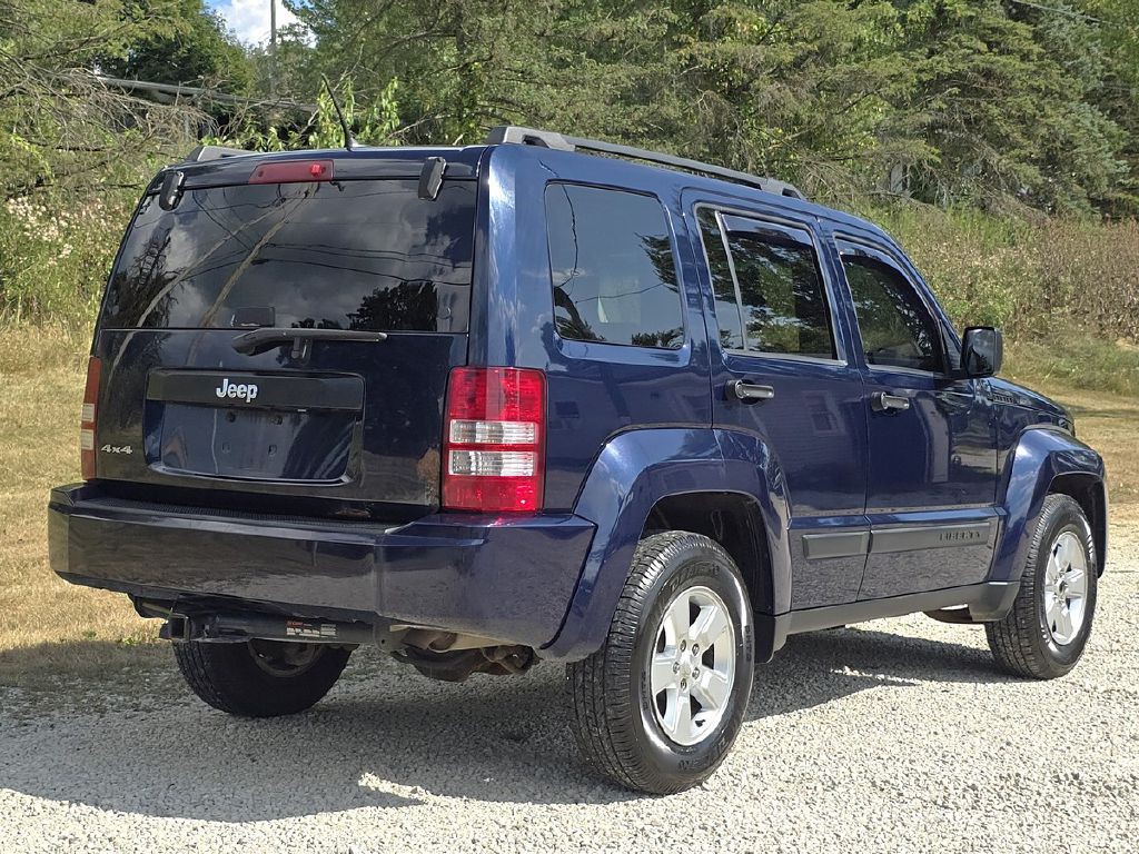 2012 Jeep Liberty Image 9