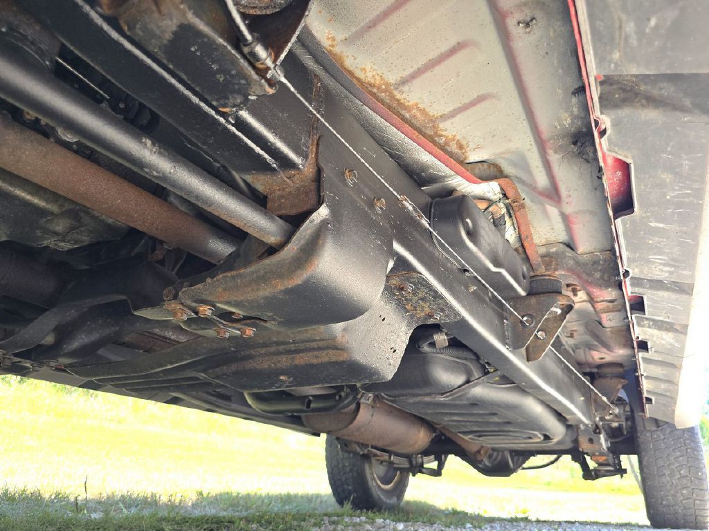 2005 Ford Explorer Image 23