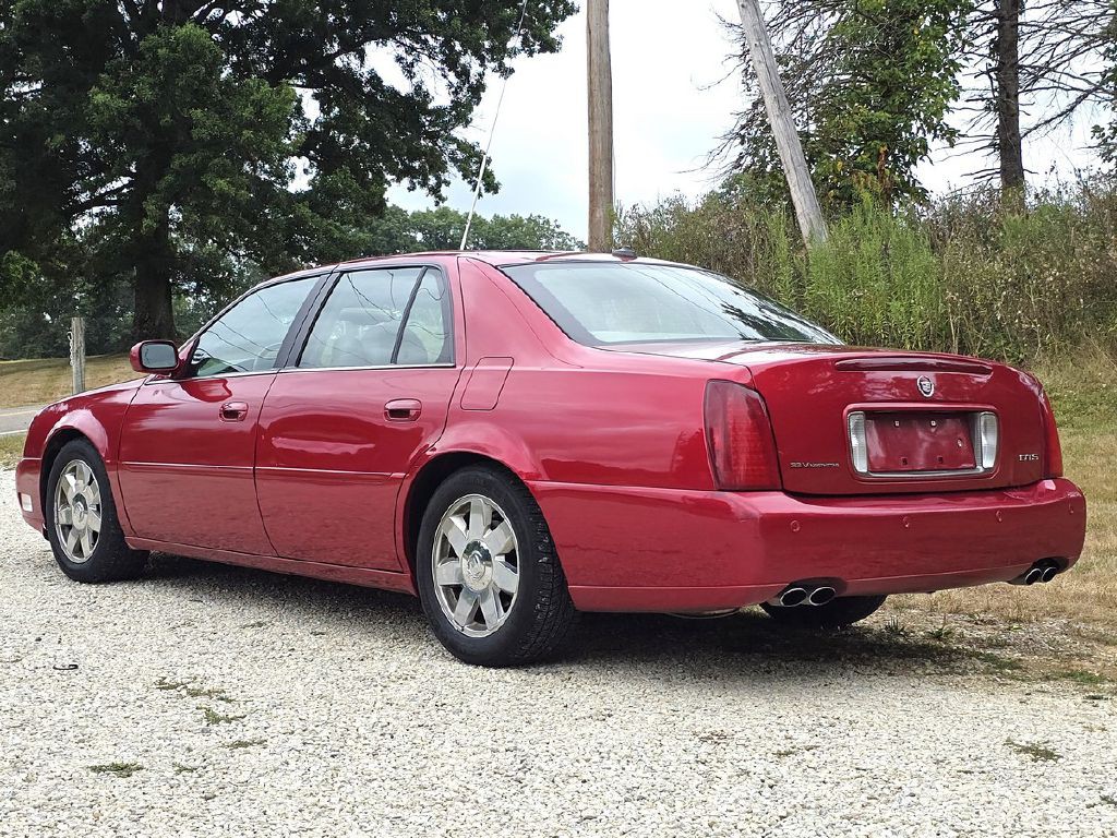 2003 Cadillac DTS Image 4