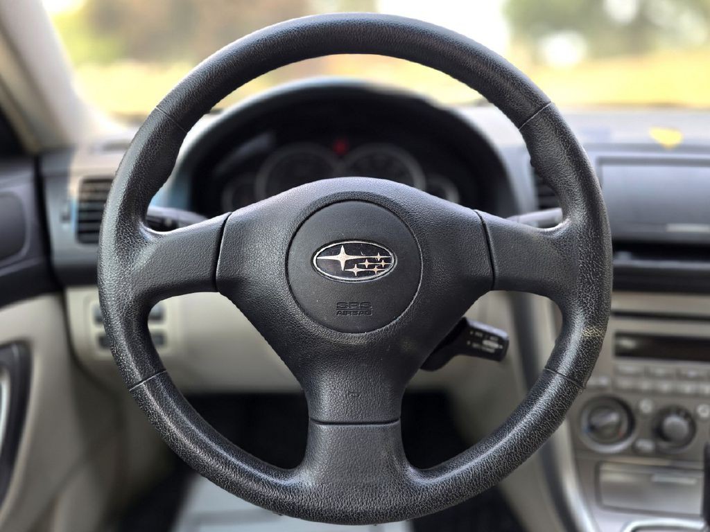 2006 Subaru Legacy Image 18