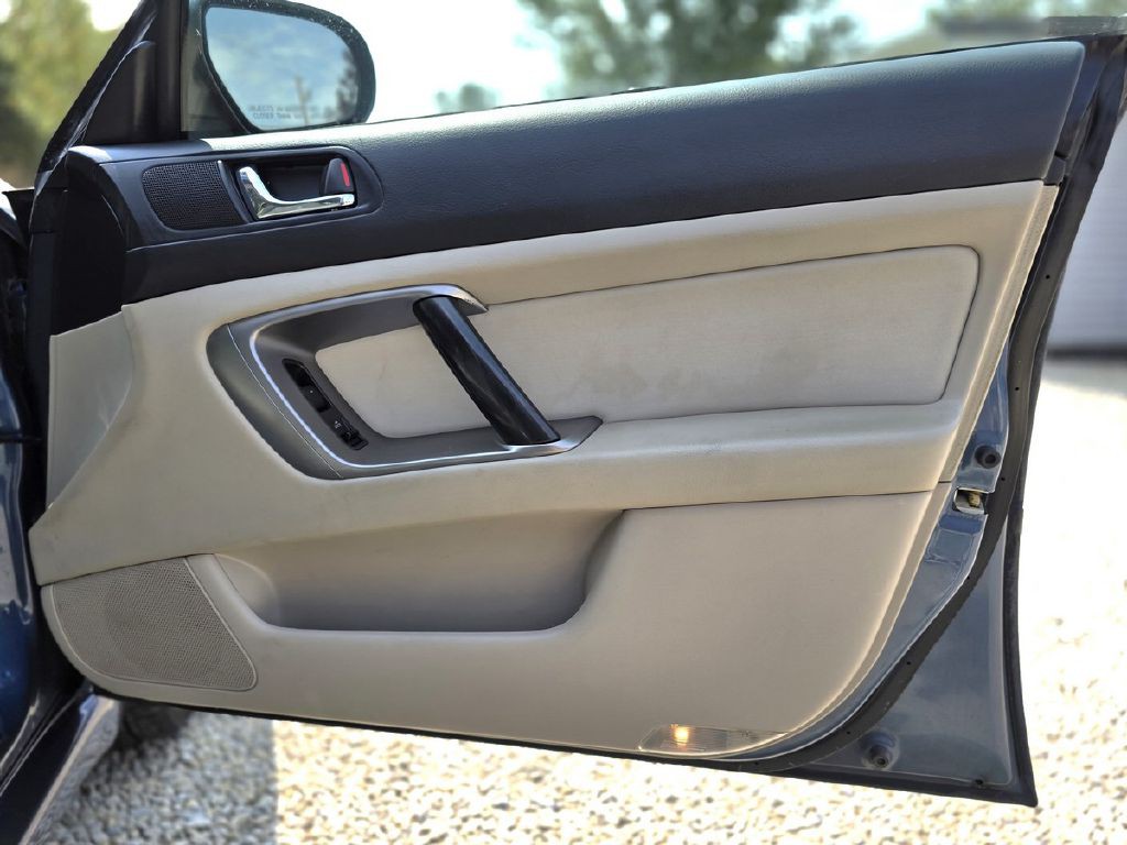 2006 Subaru Legacy Image 23