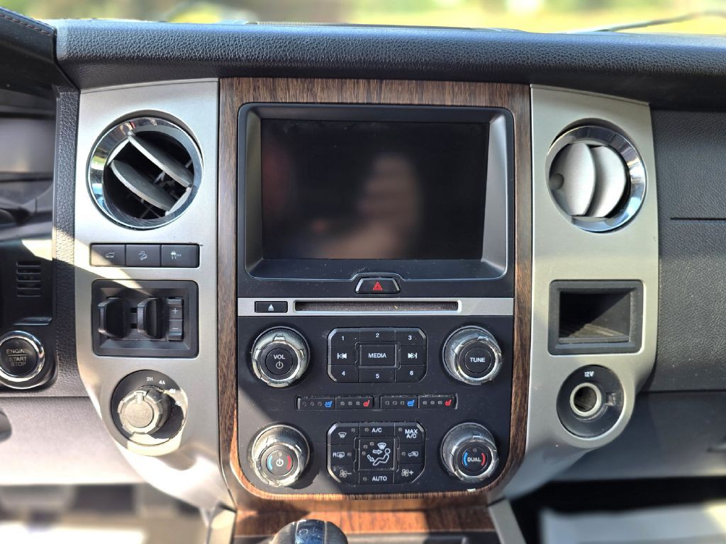 2015 Ford Expedition Image 20