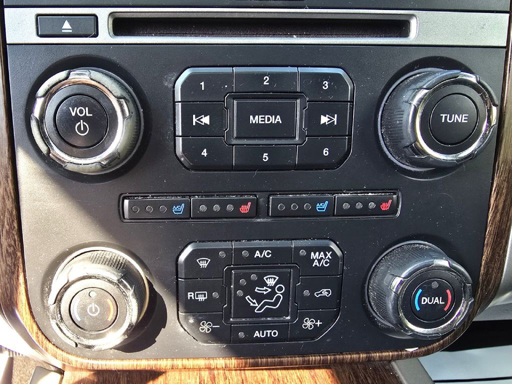 2015 Ford Expedition Image 21