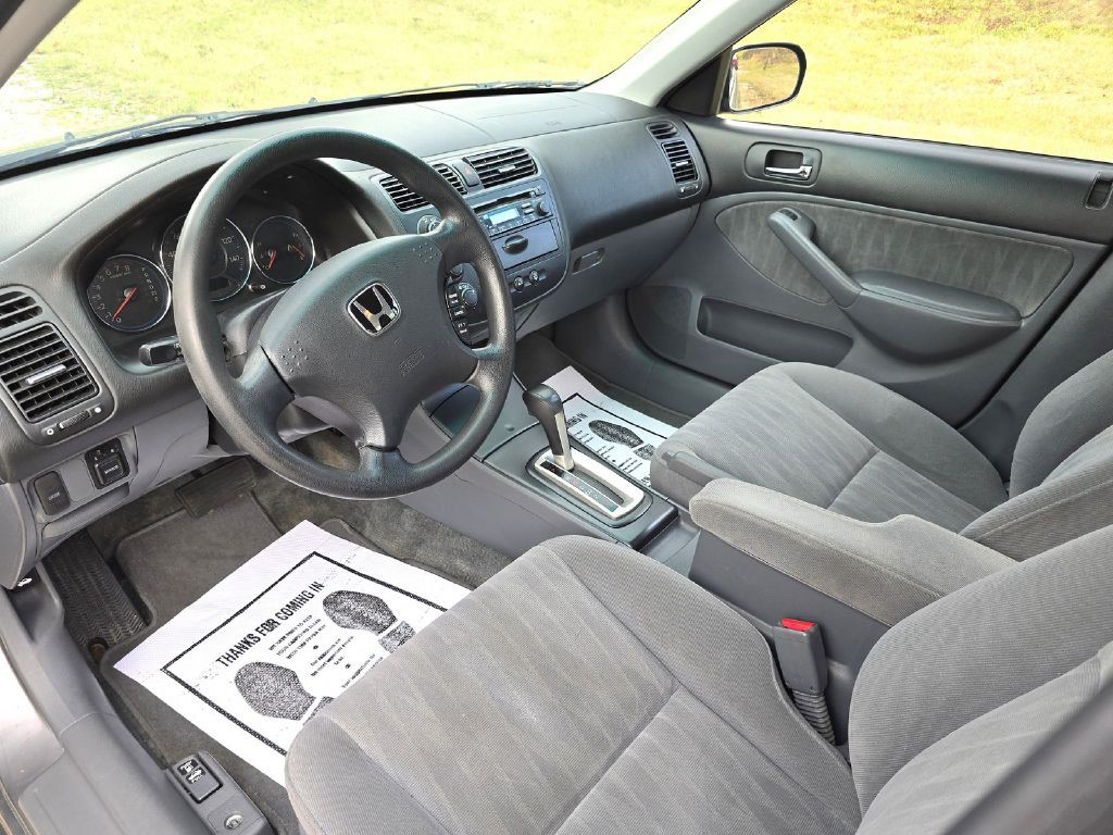 2004 Honda Civic Image 12