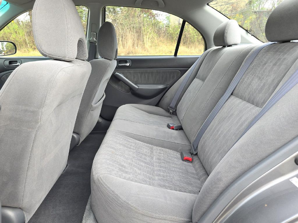 2004 Honda Civic Image 14