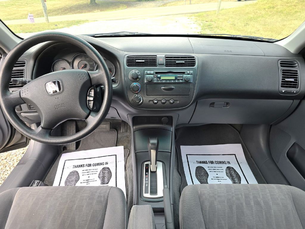 2004 Honda Civic Image 17