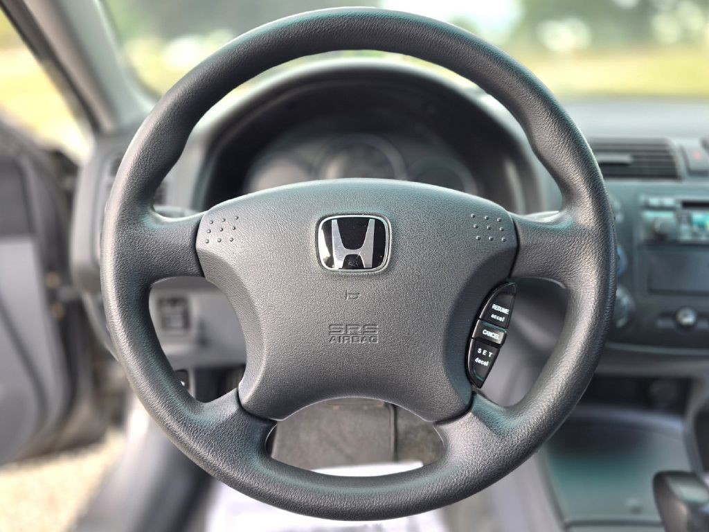 2004 Honda Civic Image 18