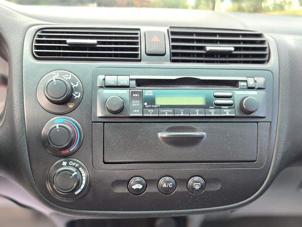 2004 Honda Civic Image 19