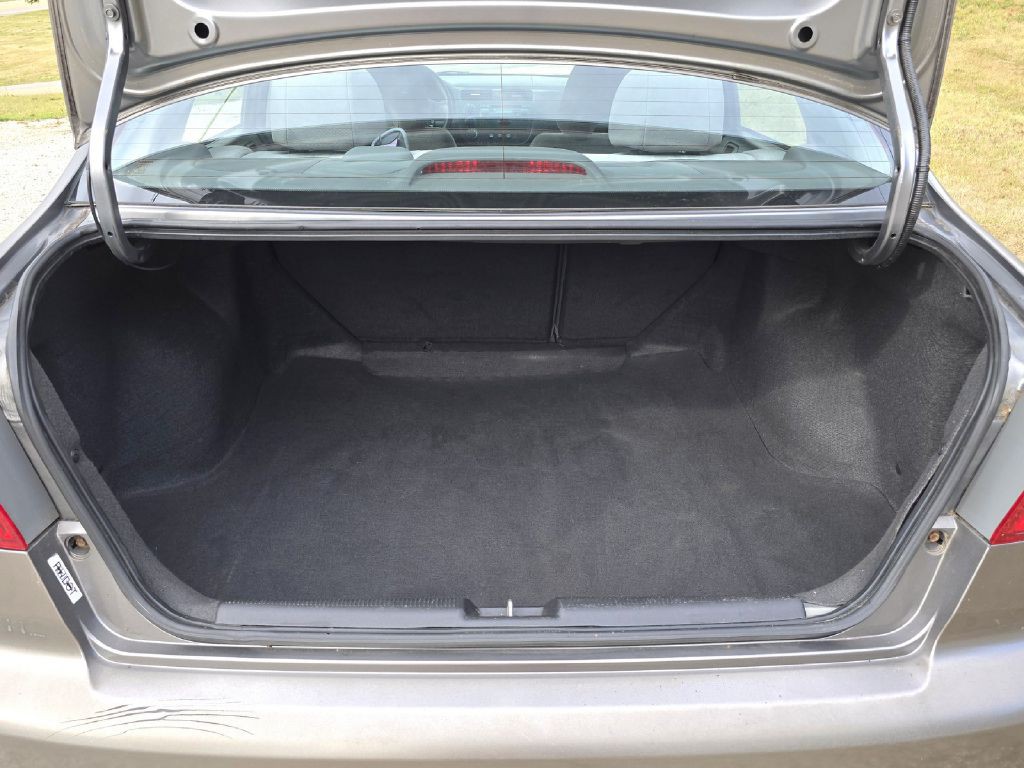 2004 Honda Civic Image 20
