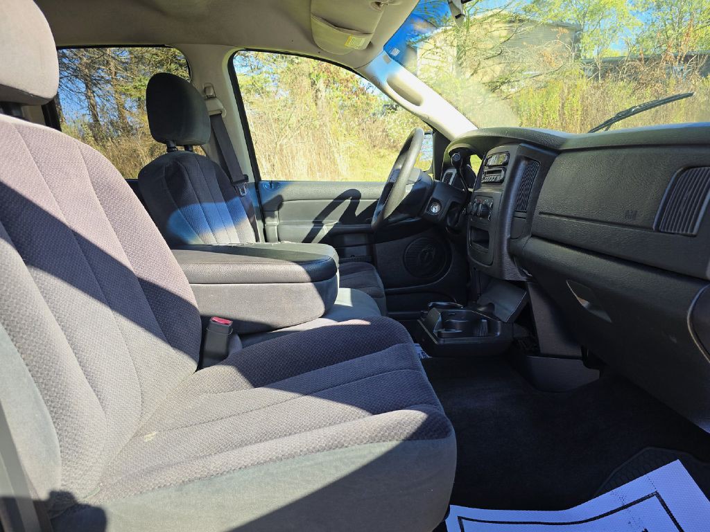 2005 Dodge Ram 1500 Image 16