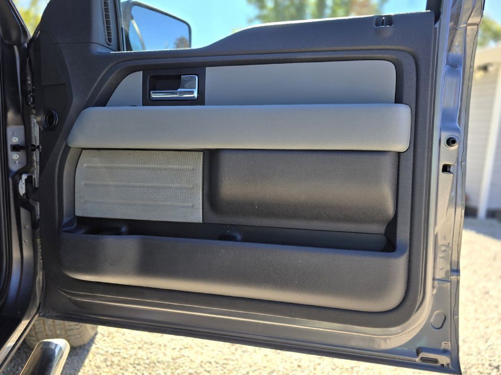 2014 Ford F-150 Image 21