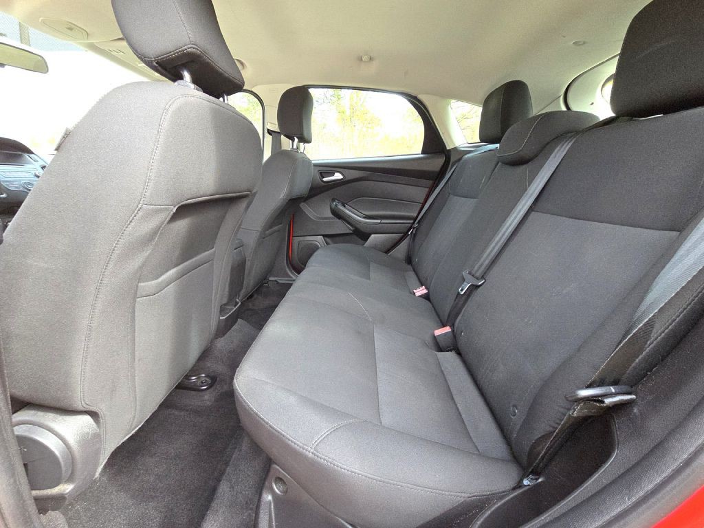 2015 Ford Focus Image 14