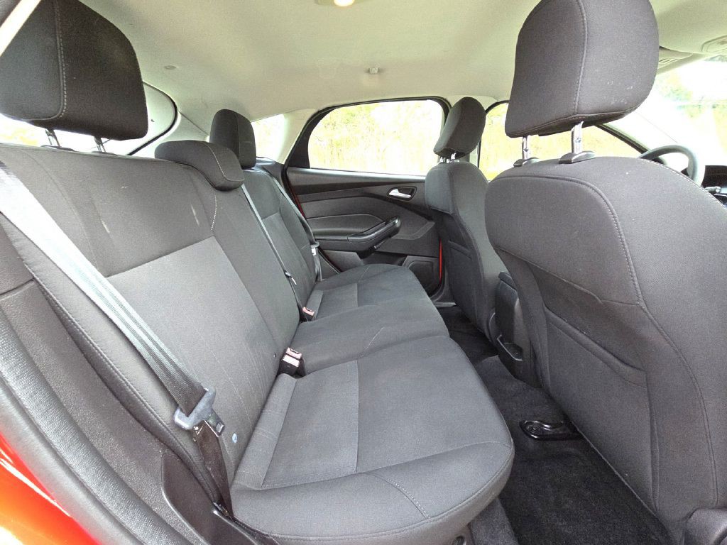 2015 Ford Focus Image 15