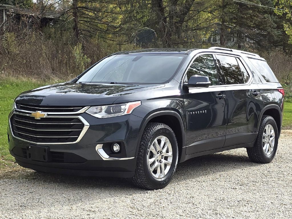 2018 Chevrolet Traverse Image 2