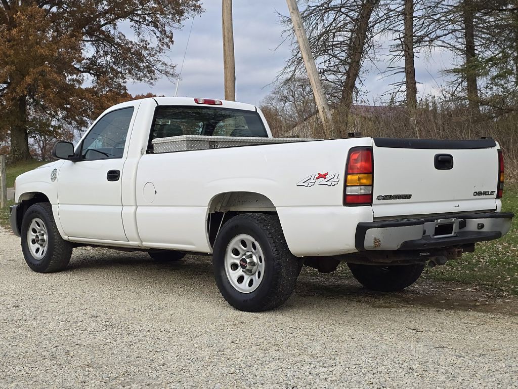 2006 GMC Sierra Image 4