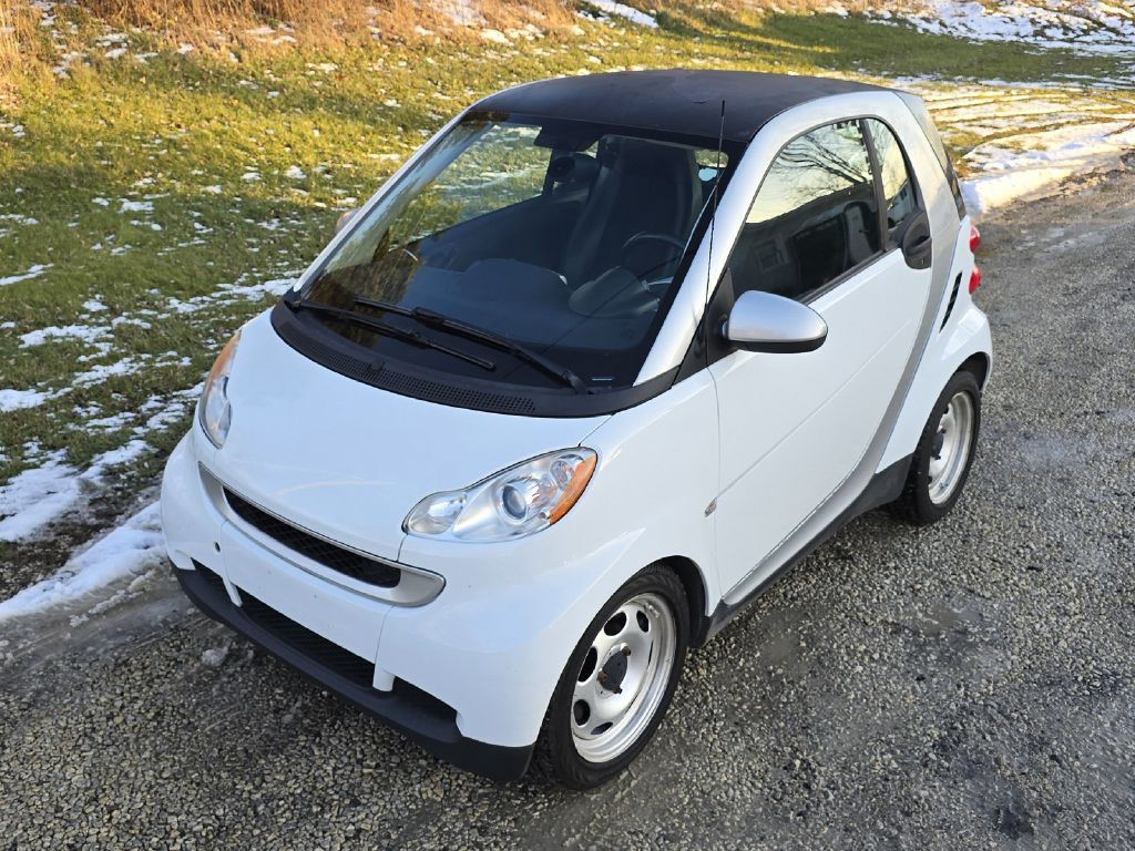 2012 smart fortwo Image 1