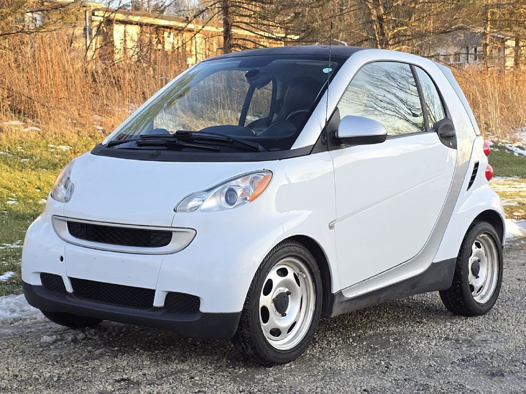 2012 smart fortwo Image 2