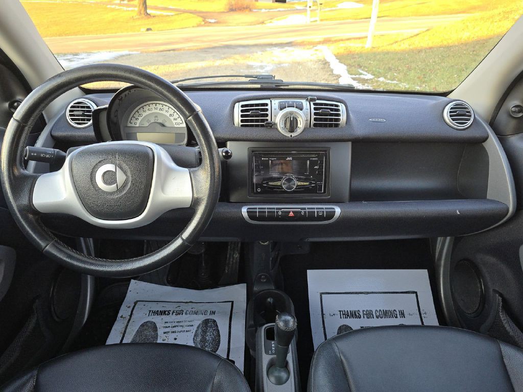 2012 smart fortwo Image 17
