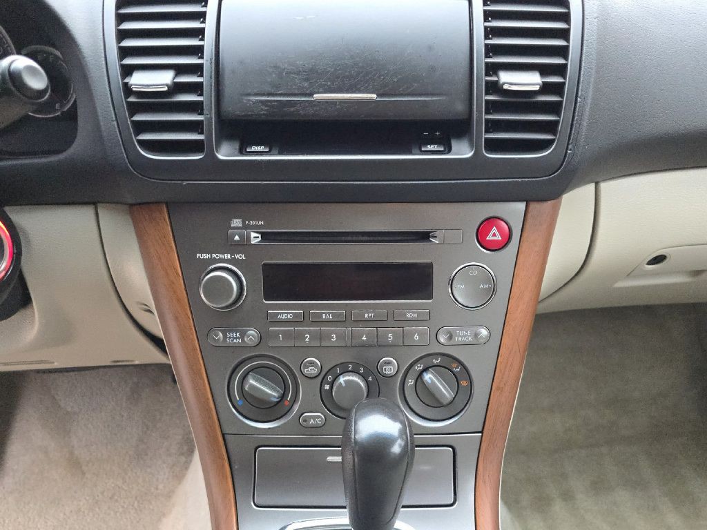 2006 Subaru Legacy Image 19